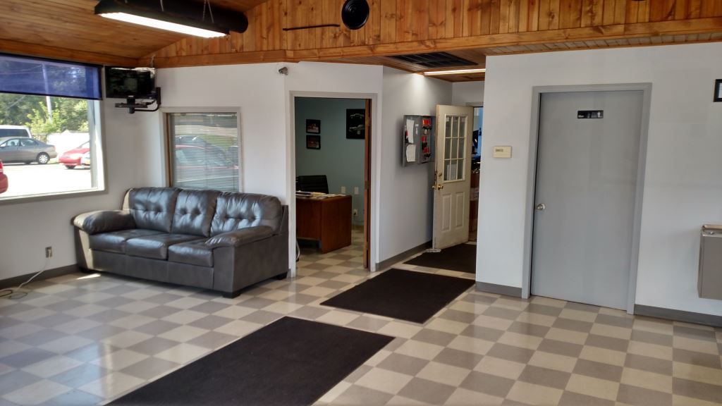 701 S Gilbert St, Danville, IL 61832